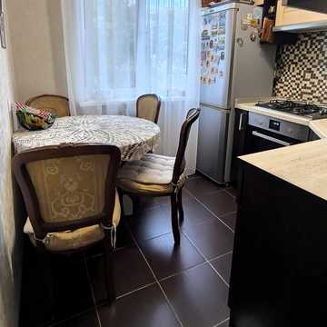 Вацлава Гавела бульв. (Івана Лепсе), 79-Г