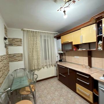 Галицька вул., 2а