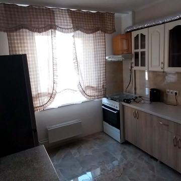 Драгоманова вул., 11