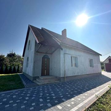 Мирогощанська вул., 46