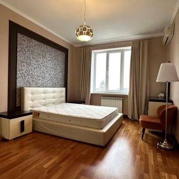 Князів Острозьких вул. (Московська), 46/2