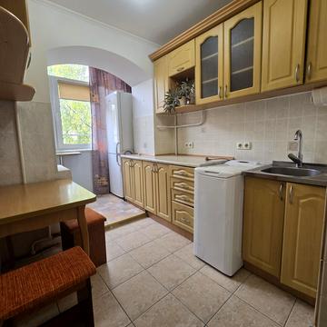 Сухомлинського вул., 2а/2