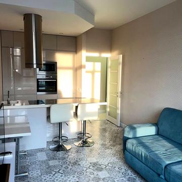 Джона Маккейна вул. (Івана Кудрі), 7