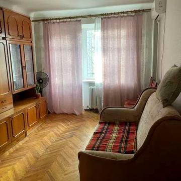 Сергія Берегового вул. (Мартиросяна), 19