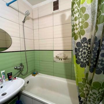 Симиренка вул., 28