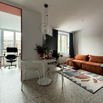 Миру вул., 2-В