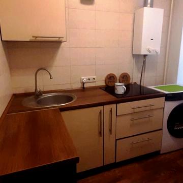 Писаржевського вул., 24