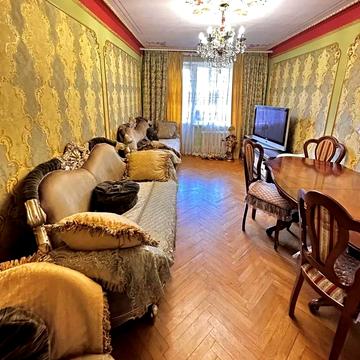 Андрія Малишка вул., 19