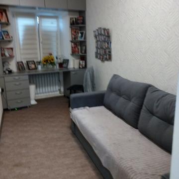 Єфімова вул., 18