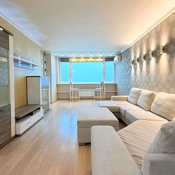 Юрія Кондратюка вул., 7