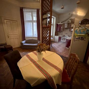 Дмитра Донцова вул. (Котовського), 9