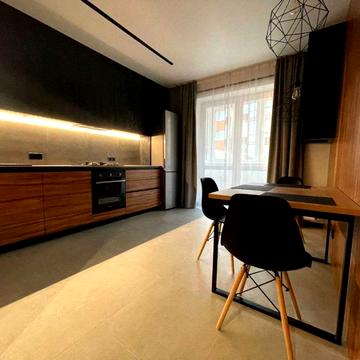 Івана Пулюя вул., 40, к. 1