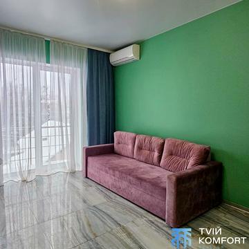 Осіння вул., 71