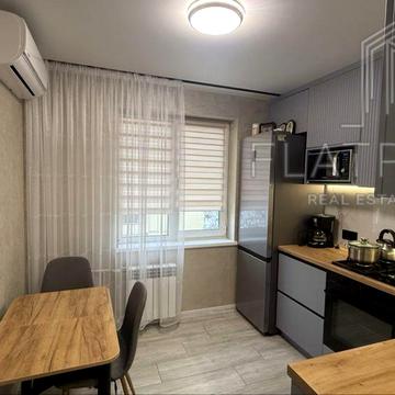 Григоровича-Барського вул., 3