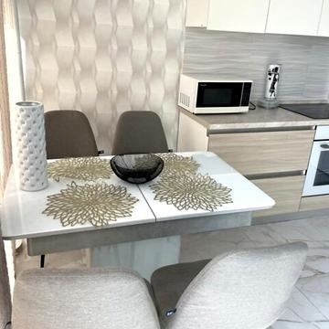 Львівська вул., 15б