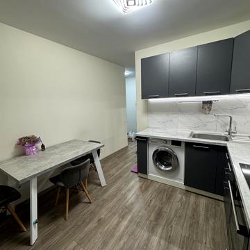 Георгія Гонгадзе просп. (Радянської України), 1/102