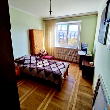 Київська вул., 16