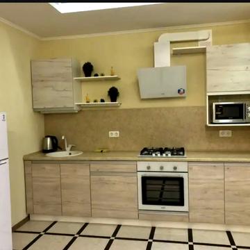 Набережна Перемоги вул., 44т