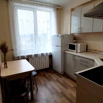 Володимира Вернадського вул. (Дзержинського), 1/3