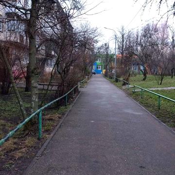 Дарницький бульв., 19