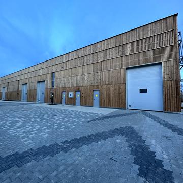 Київська вул., 31