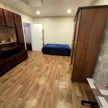 Героїв просп., 35