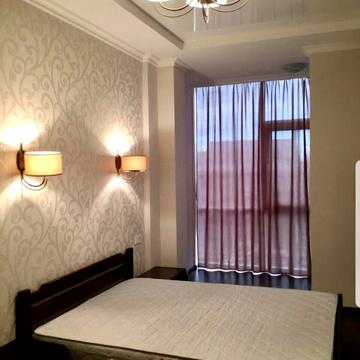 Олексія Вадатурського вул. (Маршала Малиновського), 18а