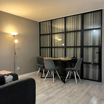 Приміська вул., 24