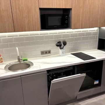 Дніпровська набережна вул., 17-К