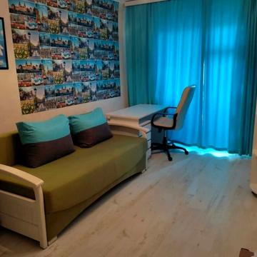 Мілютенка вул., 30/12