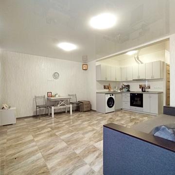 Чорноморська вул., (Будинок 1)