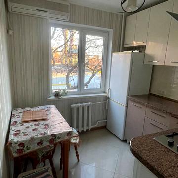 Інглезі вул. (25-ї Чапаєвської Дивізії), 18