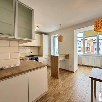 Вовчинецька вул., 206