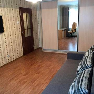 Єлизавети Чавдар вул., 28