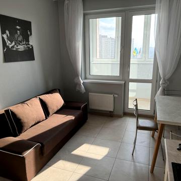 Краківська вул., 27