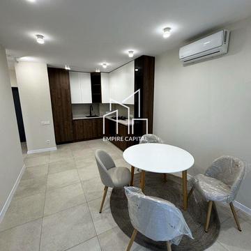 Роксоляни вул., 30