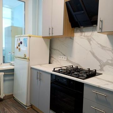 Виставкова вул. (Полковника Потєхіна), 3