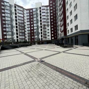 Княгинин вул., (Будинок 40)