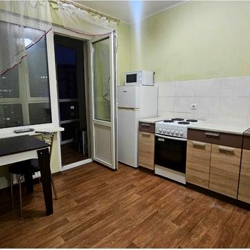 Бориса Гмирі вул., 12-Б