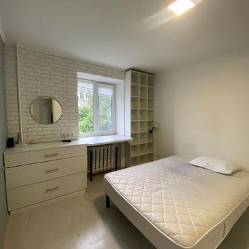 Дегтярівська вул., 43/4