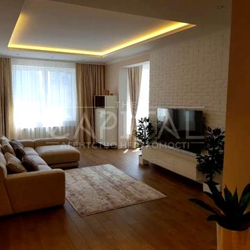 Ділова вул. (Димитрова), 4