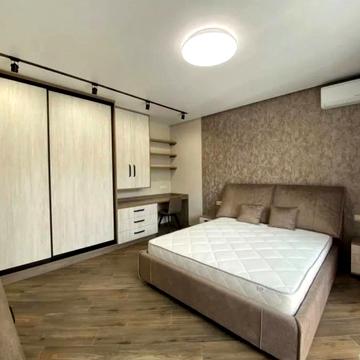 Пантелеймона Куліша вул., 47а