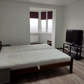 Соборна вул. (), 10-Д