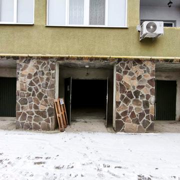 Парковий, 2Б