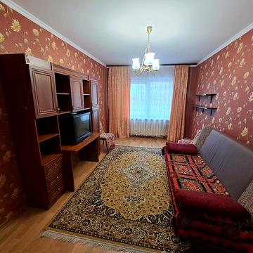 Милославська вул., 12