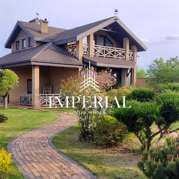 Деснянська вул., 12