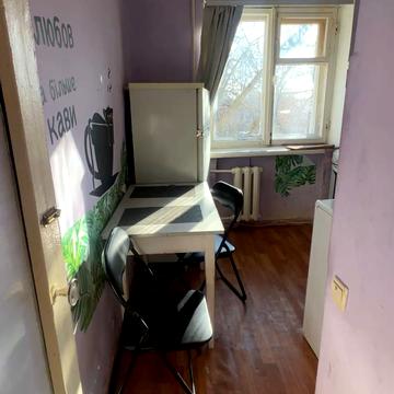 Пішонівська вул., 1