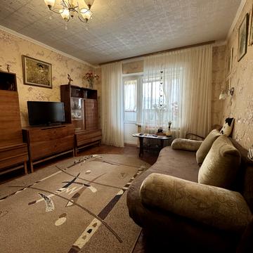 Європейського Союзу просп. (Правди), 64-Б