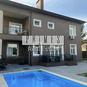 Вишнева вул.