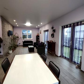 Івана Купала, 17